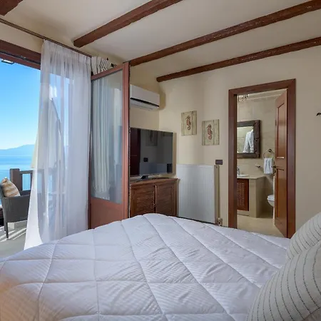 Paradise Villa Charaki